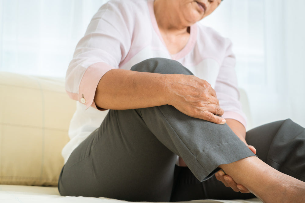 Den Ansatz zum Restless-Legs-Syndrom bei älteren Menschen in den Griff bekommen